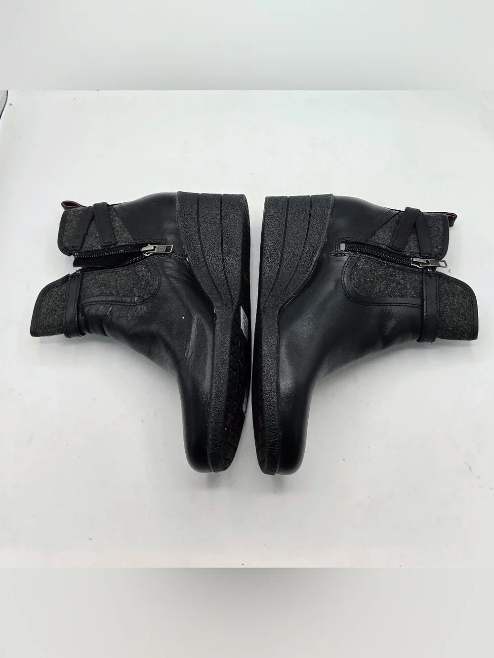 ​UGG Australia Emalie Waterproof Black Leather Wedge Booties Size 7